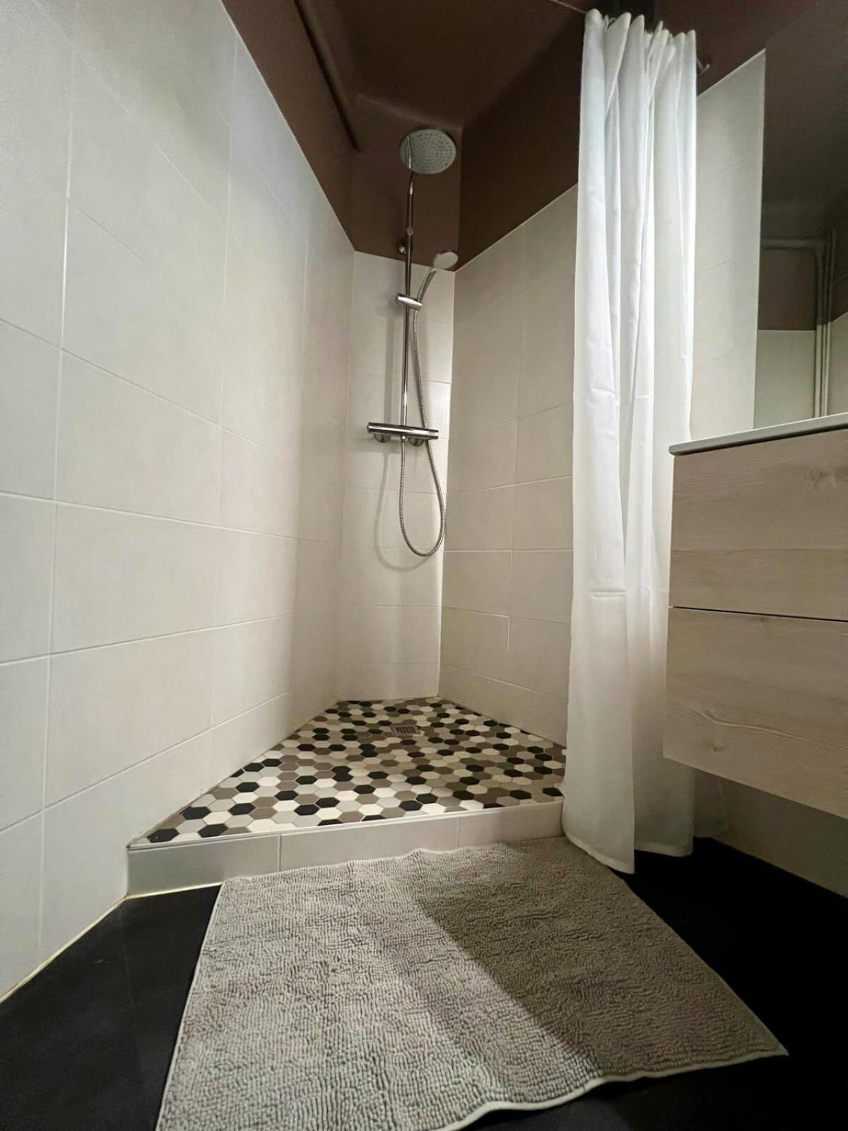 Casa Brune - T3 En Centre Ville - Proche Gare Brive-la-Gaillarde Bagian luar foto